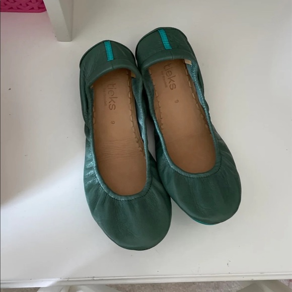 Tieks Shoes | Pacific Green Tieks | Poshmark